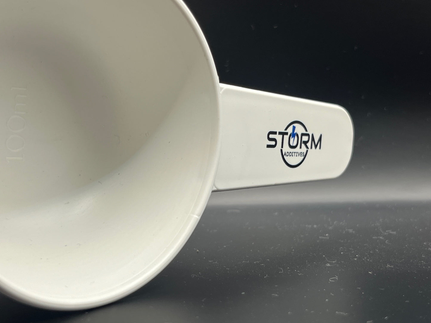 Slow-Paced Set Plaster Retarder - Buckets & Scoops